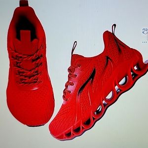 Misha Belle red black boy girl running shoes sneaker athletic lightweight 4 NEW…